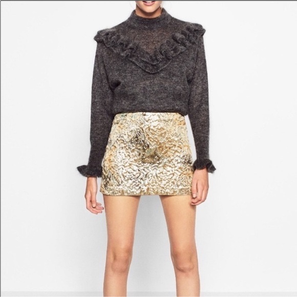 Zara Dresses & Skirts - Zara Jacquard Foil Gold Mini Skirt
